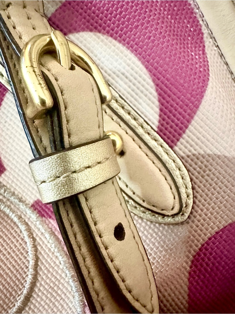 Coach Hobo Shoulder Poppy 2011 Bag in Pink, Cream, Beige F16441 Y2K - Picture 7 of 15